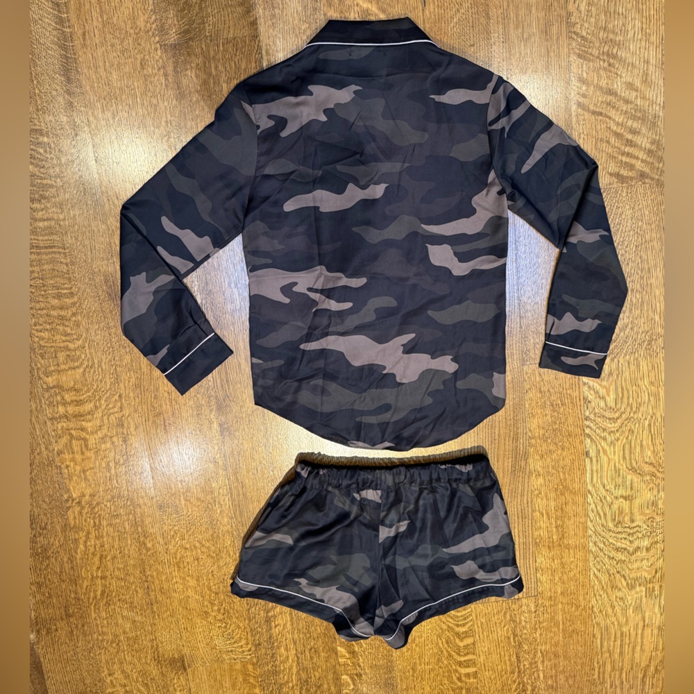 Generation Love Camo Pajama Set XS Satin Button Down Top + Shorts Luxury Lounge - Picture 8 of 12